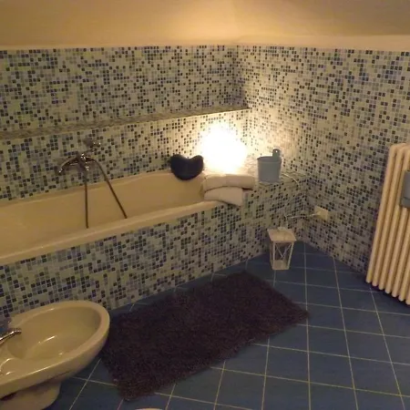 Vila Aurora With Pool Colico